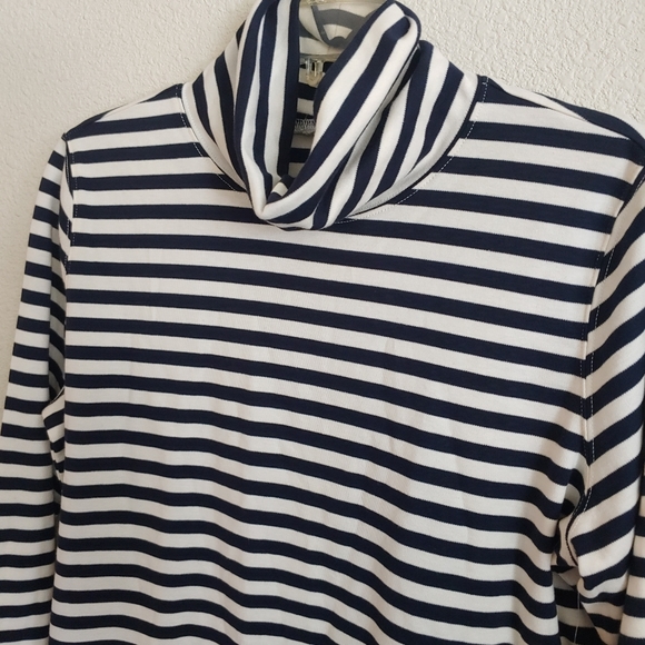 New St John's Bay turtle neck top - Picture 2 of 4